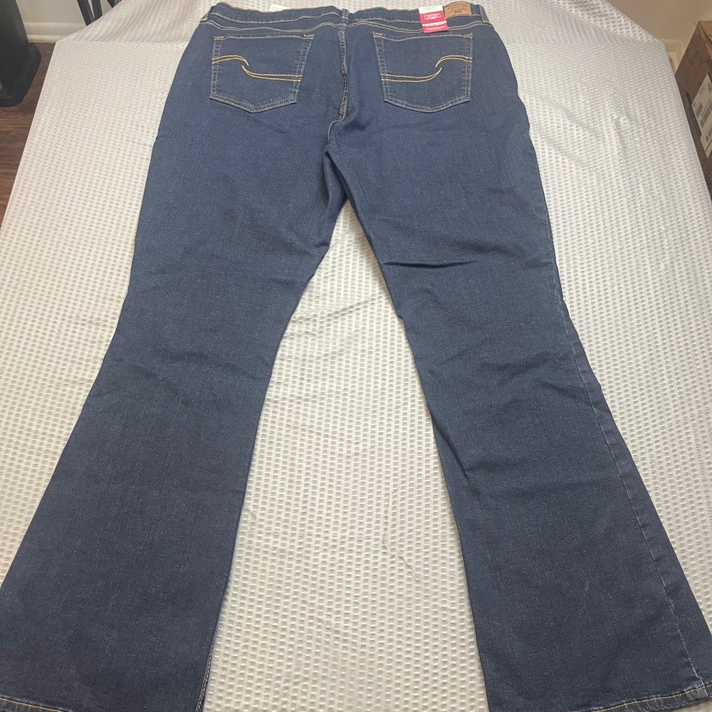 Signature by Levi Strauss & Co Mid Rise Bootcut Jeans Dark Wash Womens 18M 34x32
